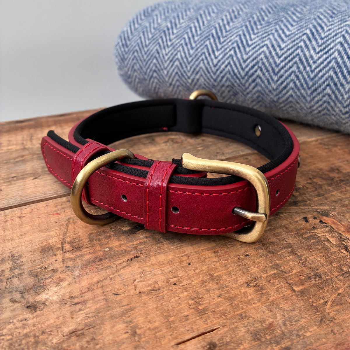 Heritage Collar - Crimson Red &amp; Jet Black